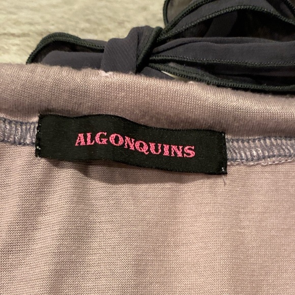 NWOT Algonquins long sleeve skeleton graphic T - Picture 3 of 4